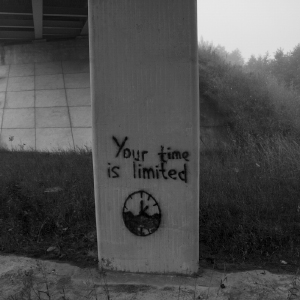 Black/White